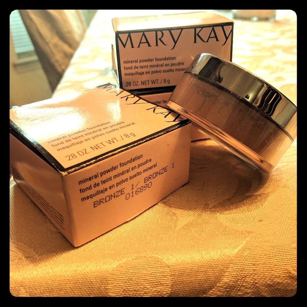 Mary Kay Powder Foundation